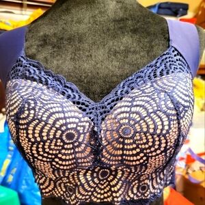 NWOT Intimates 42/95 Seemless Bra blue